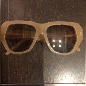 NEW !mrare Banbe the Adut Butterscotch  Sunglasses